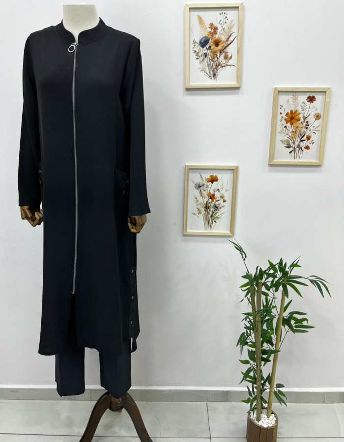 Yandan Yırtmaçlı Cepli Fermuarlı Kap Siyah