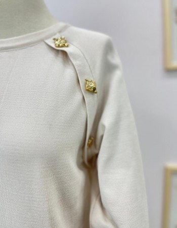 yan düğme detaylı merserize elbise krem