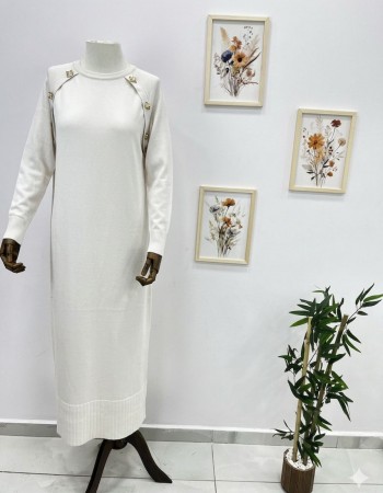 yan düğme detaylı merserize elbise krem