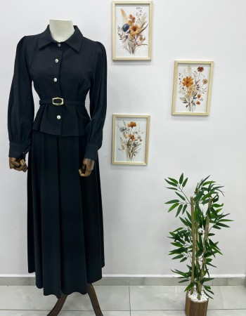 Düğmeli Pens Detaylı Etekli Takım Siyah