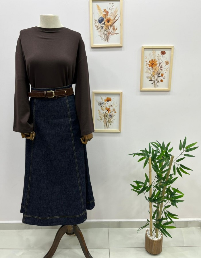 Süet Kemer Detaylı Lacivert Kot Etek