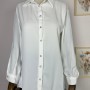 Beyaz Önden Düğmeli Kadın Gömlek