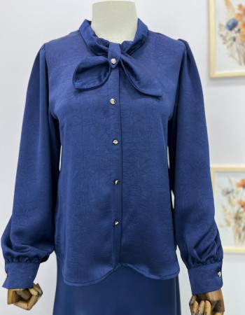 Lacivert Fiyonk Detaylı Kendinden Desenli Gömlek