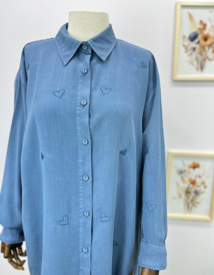 Mavi Kalp Desenli Büyük Beden Gömlek 