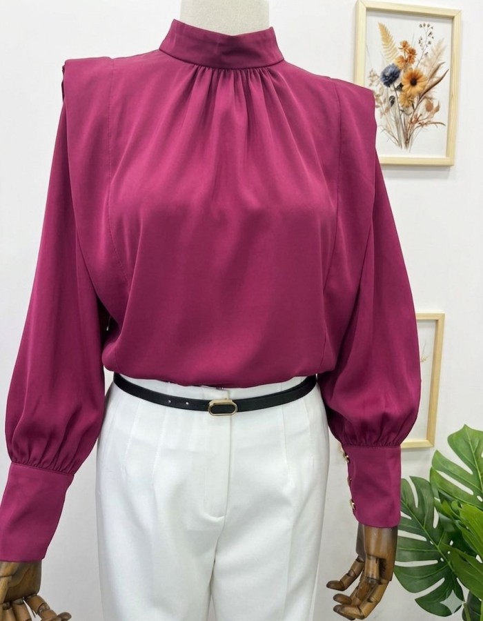 Vişne Çürüğü Pile Detaylı Kadın Gömlek