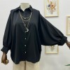 Siyah Kadın Yarasa Kol Seyyar Kolye Detaylı Gömlek