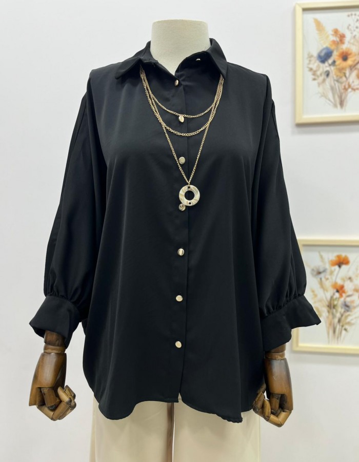 Siyah Kadın Yarasa Kol Seyyar Kolye Detaylı Gömlek