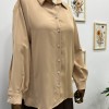 BEJ ÖNDEN DÜĞMELİ KADIN GÖMLEK