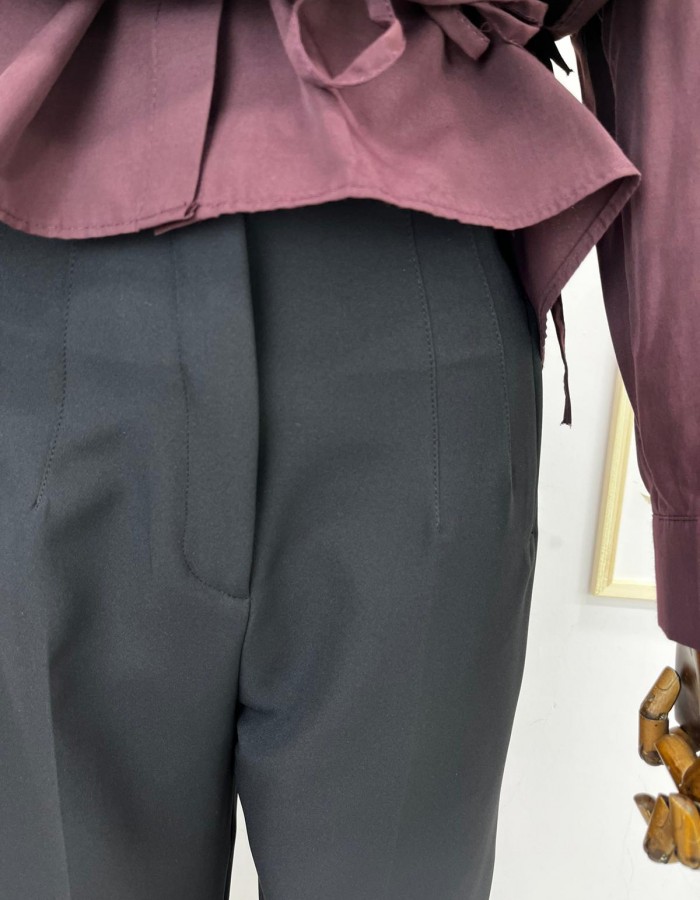 Siyah Havuç paça Kumaş Pantolon