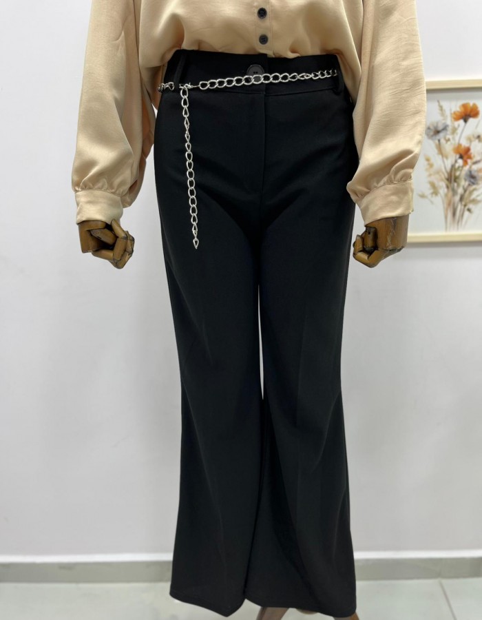 beli zincir kemer detaylı ispanyol paça kumaş pantolon
